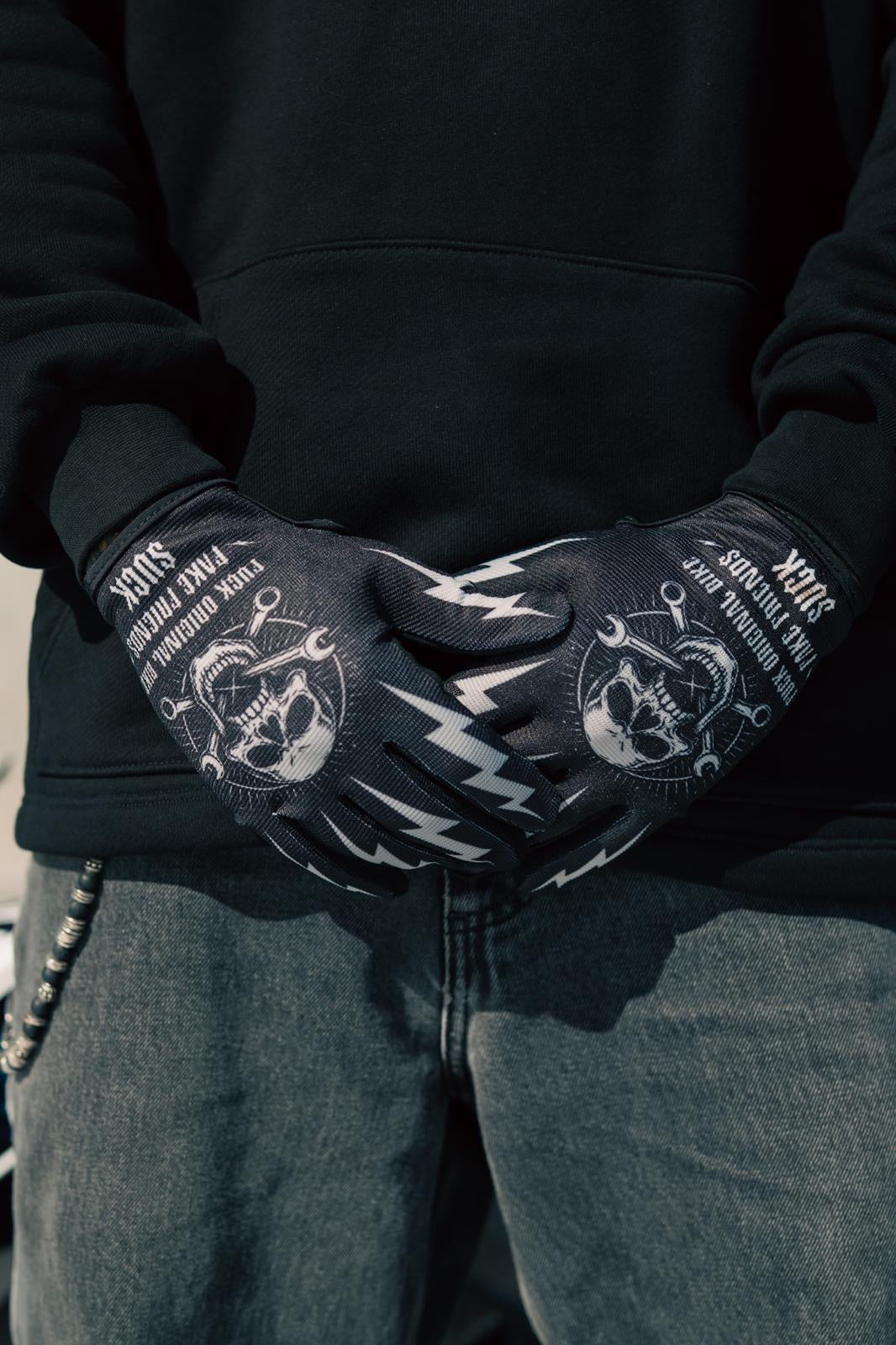FOB Skull Gloves